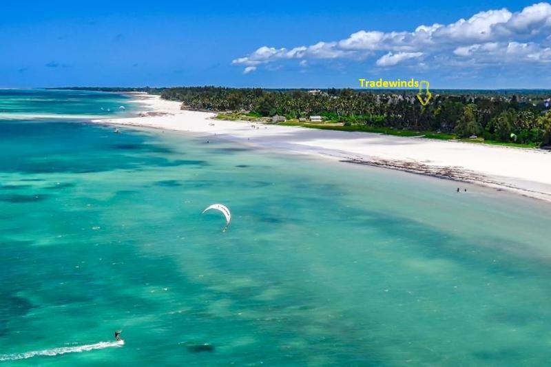 Tradewinds Lodge Diani Beach Eksteriør billede